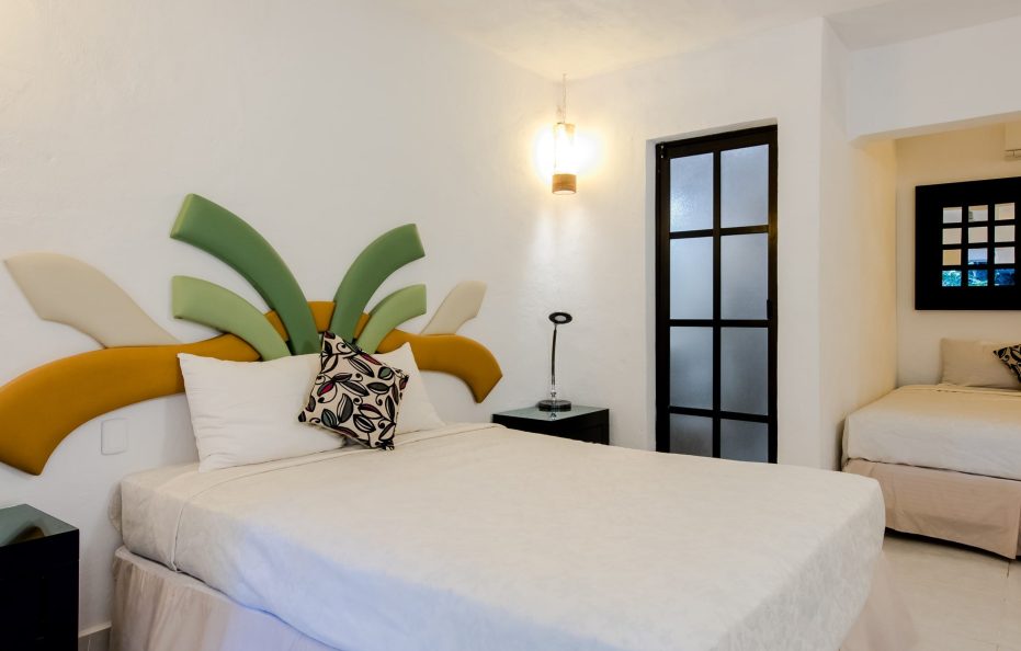 Villa 10 Rooms Near Beach @Playa del Carmen
